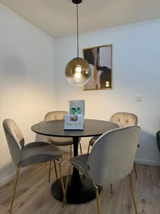 2 Raum City-Apartment 5Min Zum Hbf Grupello-2 Ντίσελντορφ 0*,  Γερμανία